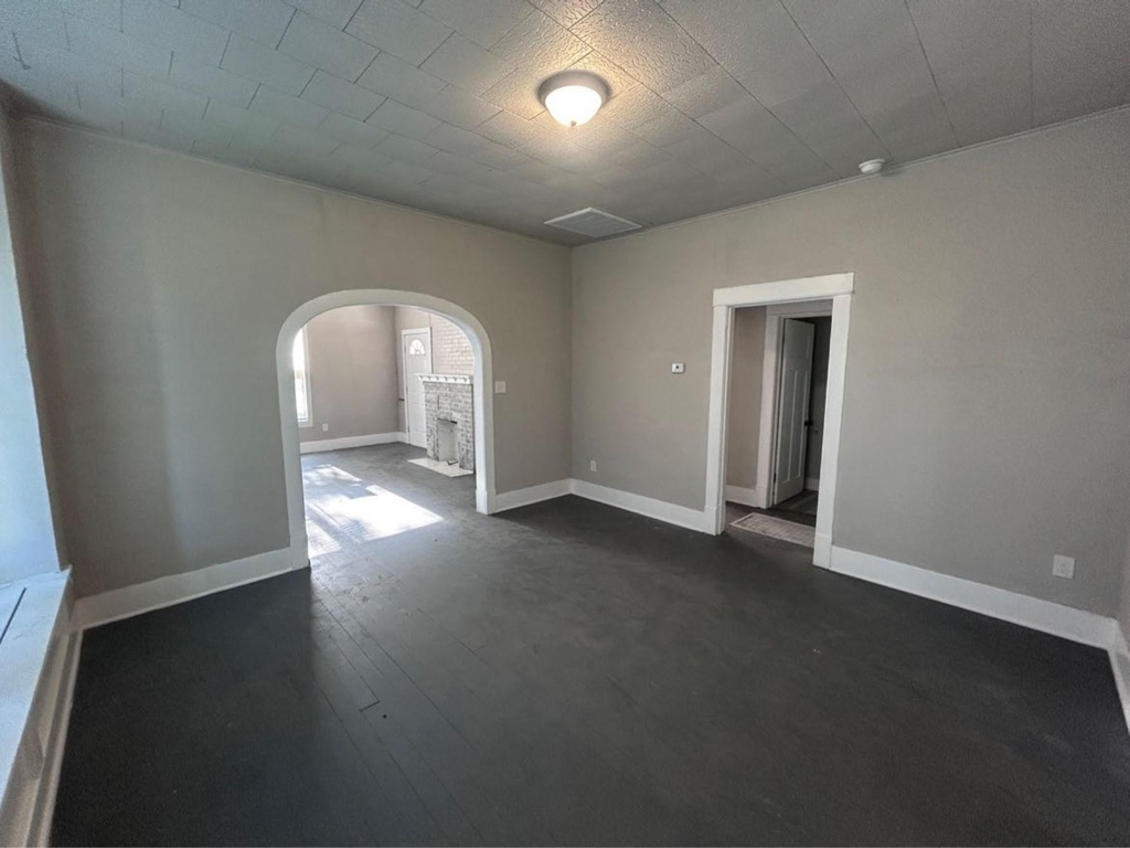 1925 11th Street - Photo 10