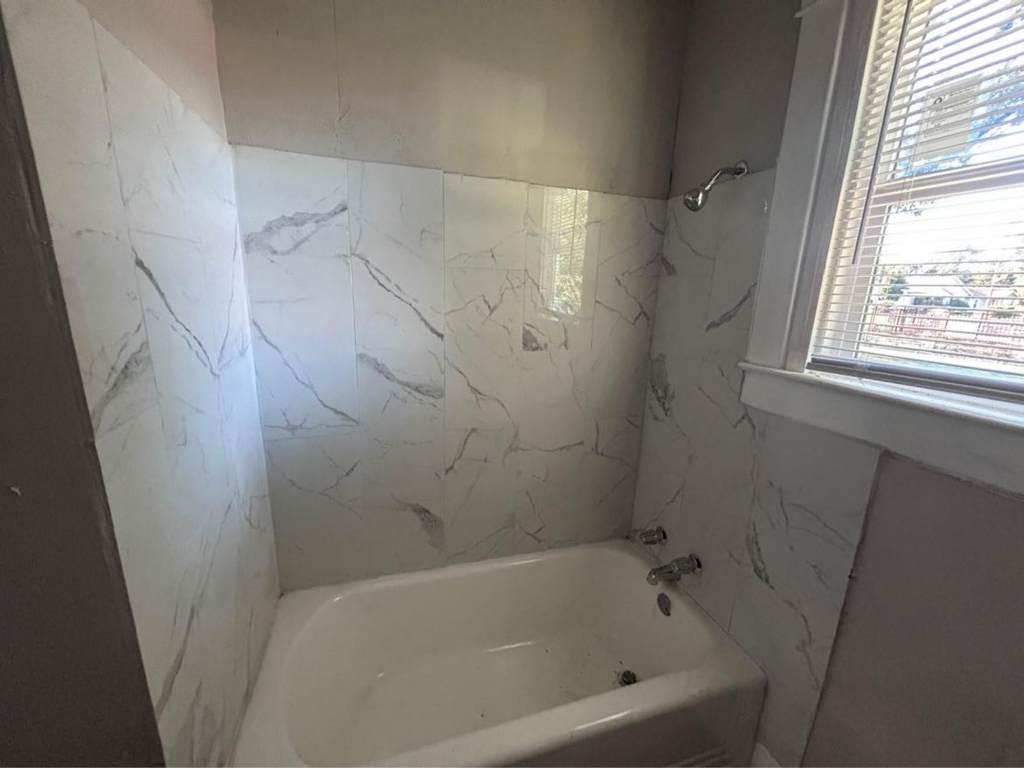 1925 11th Street - Photo 17