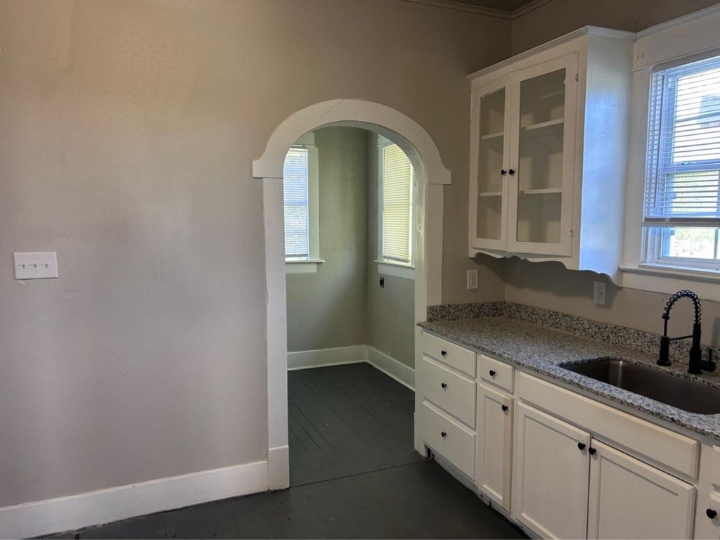 1925 11th Street - Photo 7