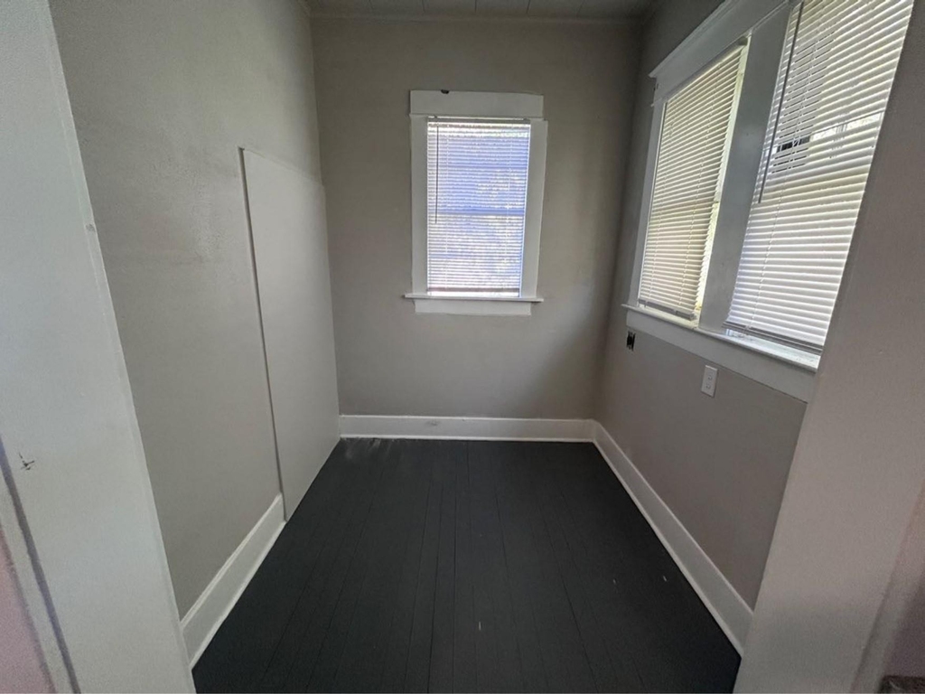 1925 11th Street - Photo 8
