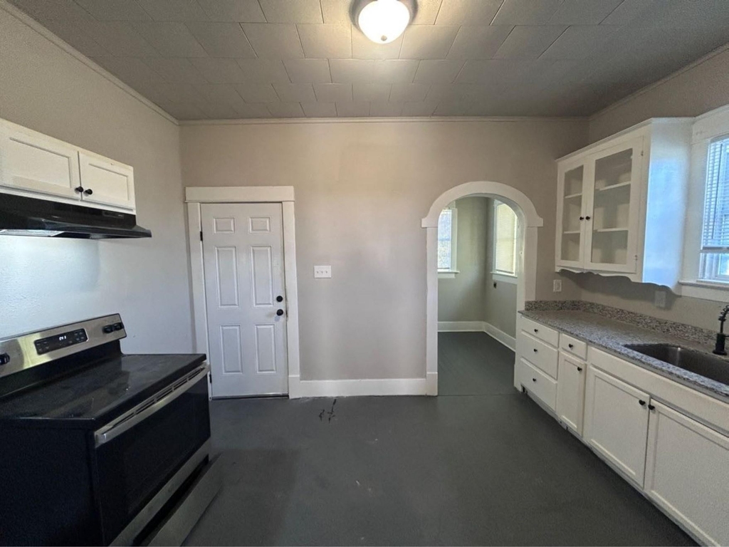 1925 11th Street - Photo 6