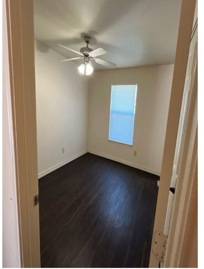 2050 S Byrd Avenue - Photo 7