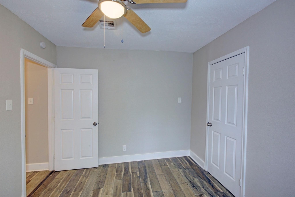 4220 Delhi Street - Photo 17