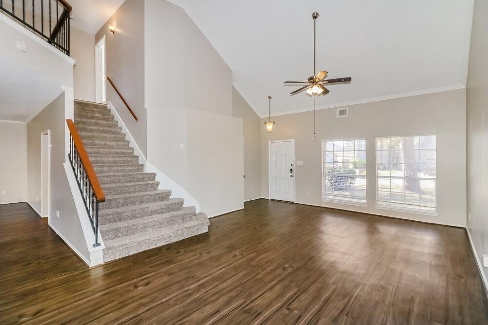 6018 Fern Hollow Court - Photo 2