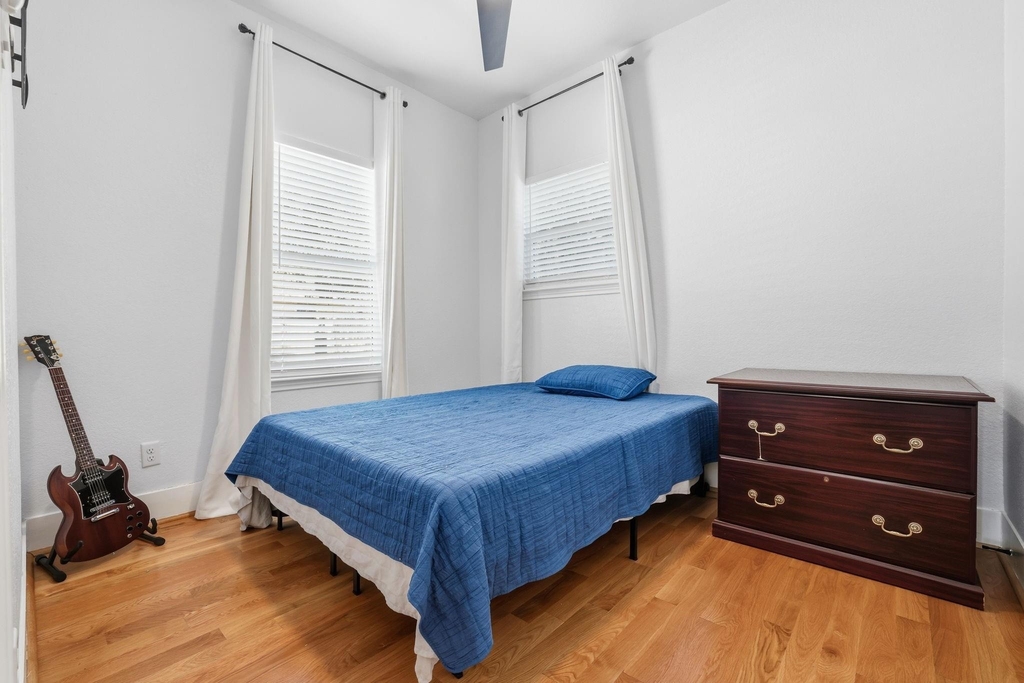 1401 Sydnor Street - Photo 8