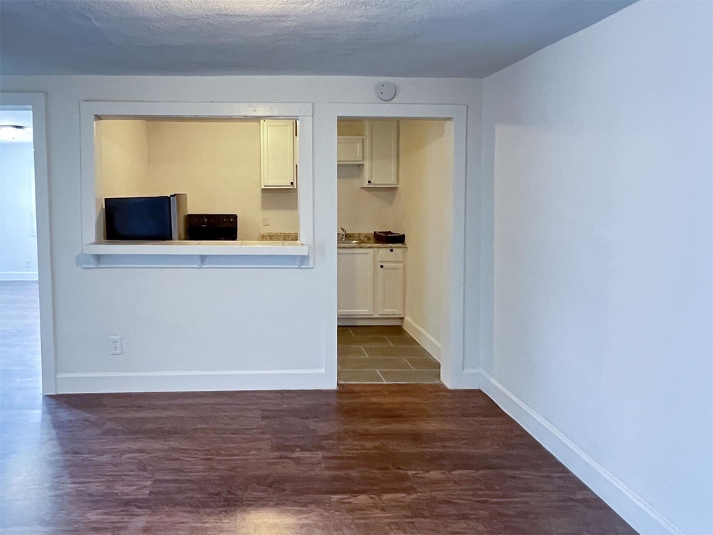 11 Norwood Street - Photo 3
