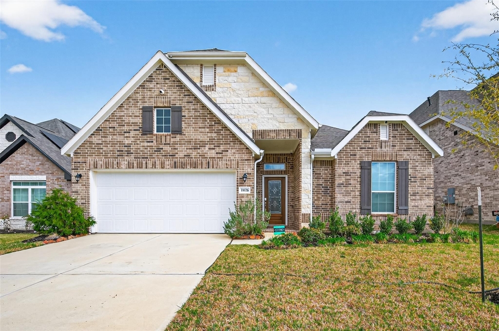 11676 Whirlaway Drive - Photo 0