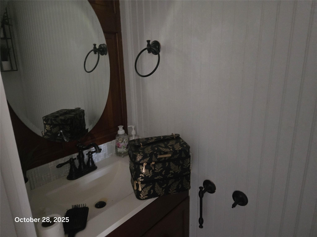 4915 W Fm 1462 - Photo 16