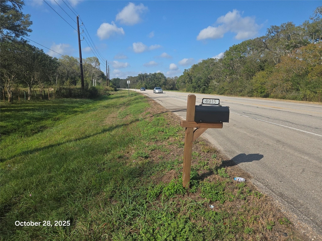 4915 W Fm 1462 - Photo 9