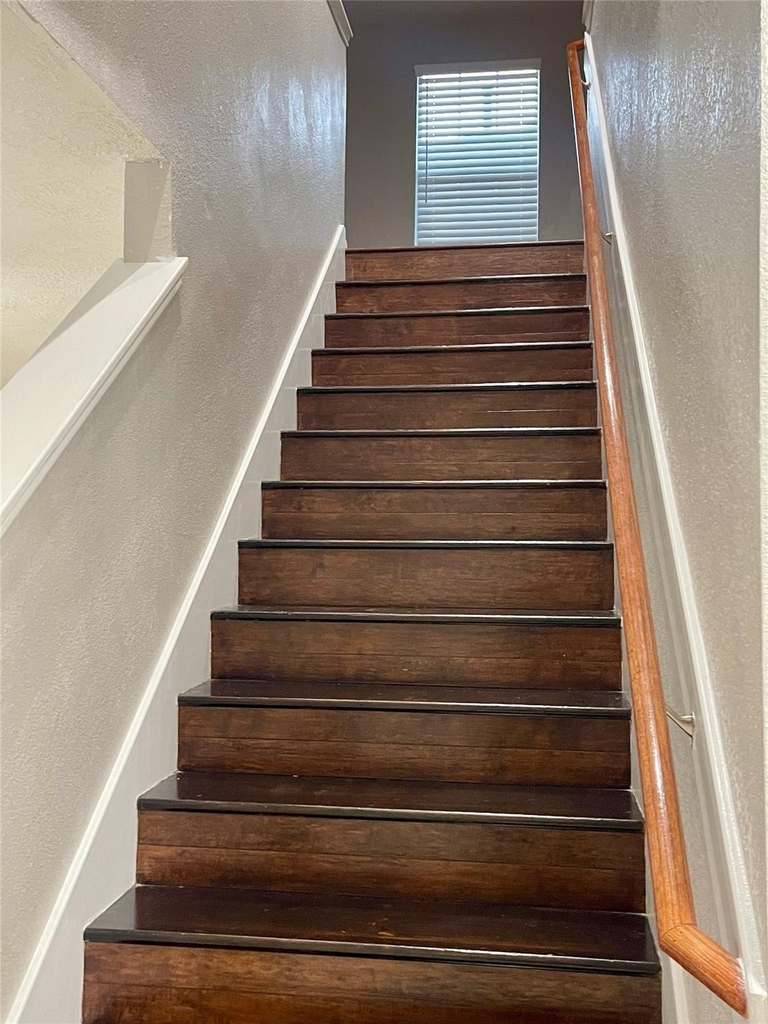 21439 Veneto Hills Court - Photo 12