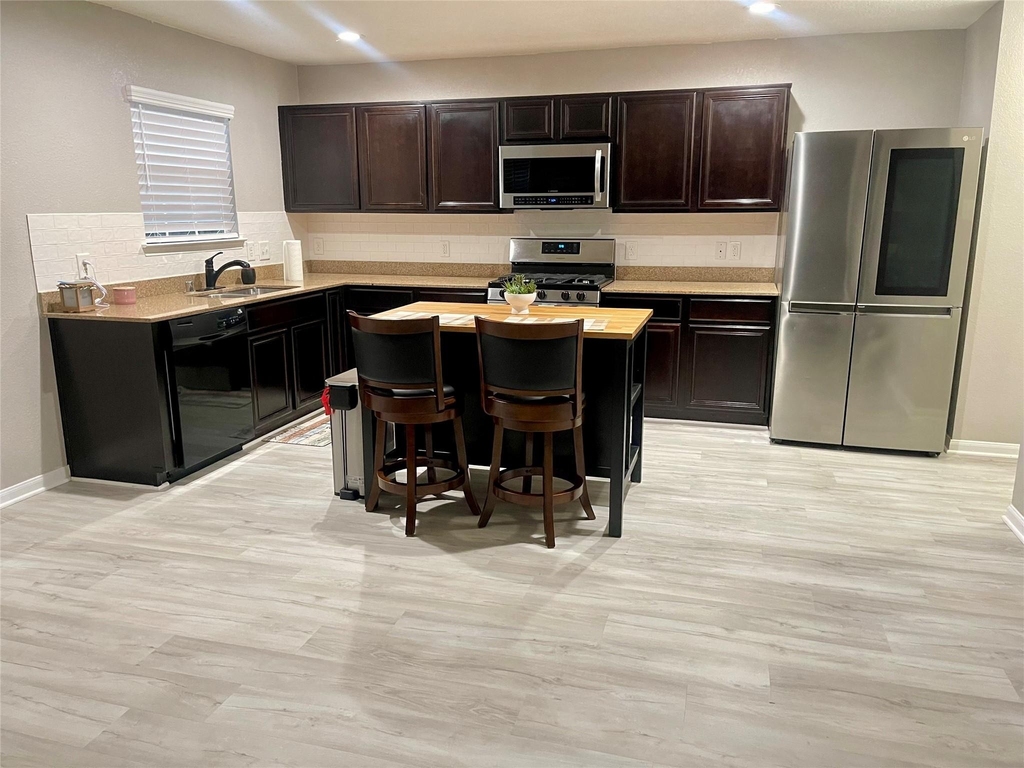21439 Veneto Hills Court - Photo 9
