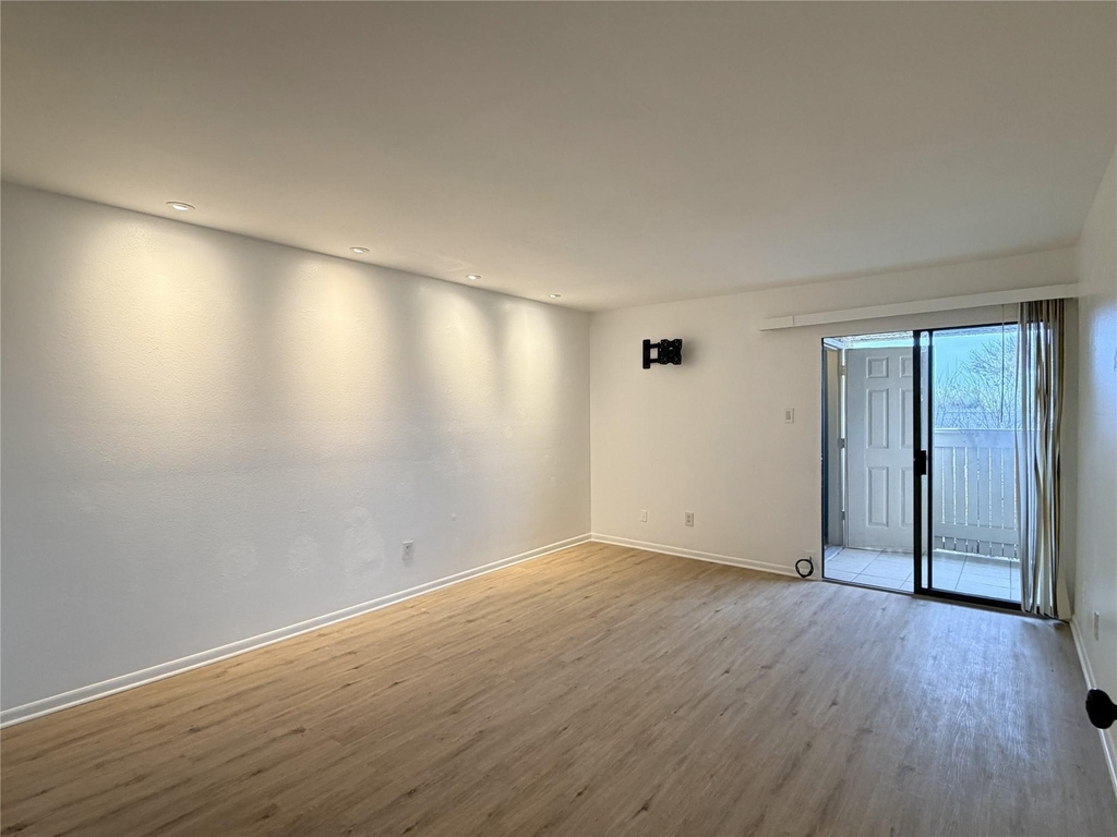 8523 Hearth Drive - Photo 6