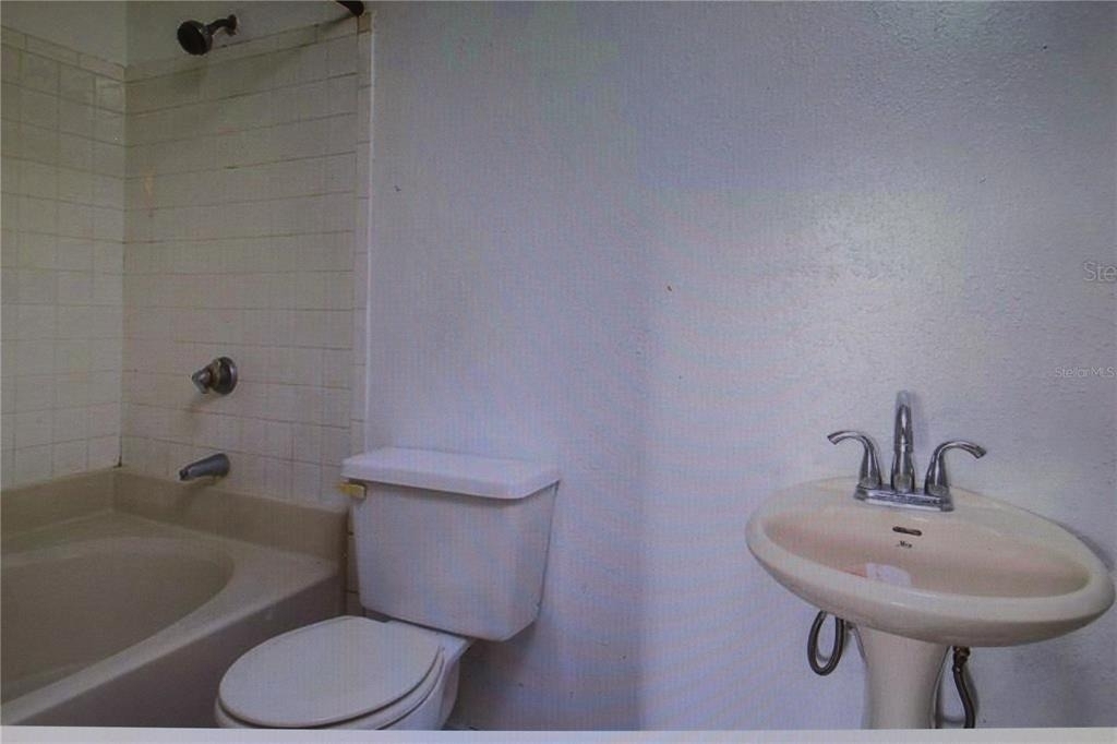 4107 Chatham Oak Court - Photo 6