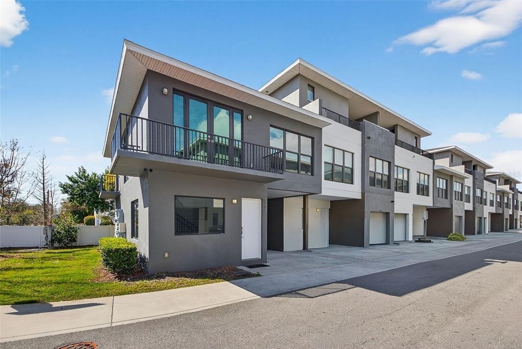 8706 Palm Ranches Place - Photo 2