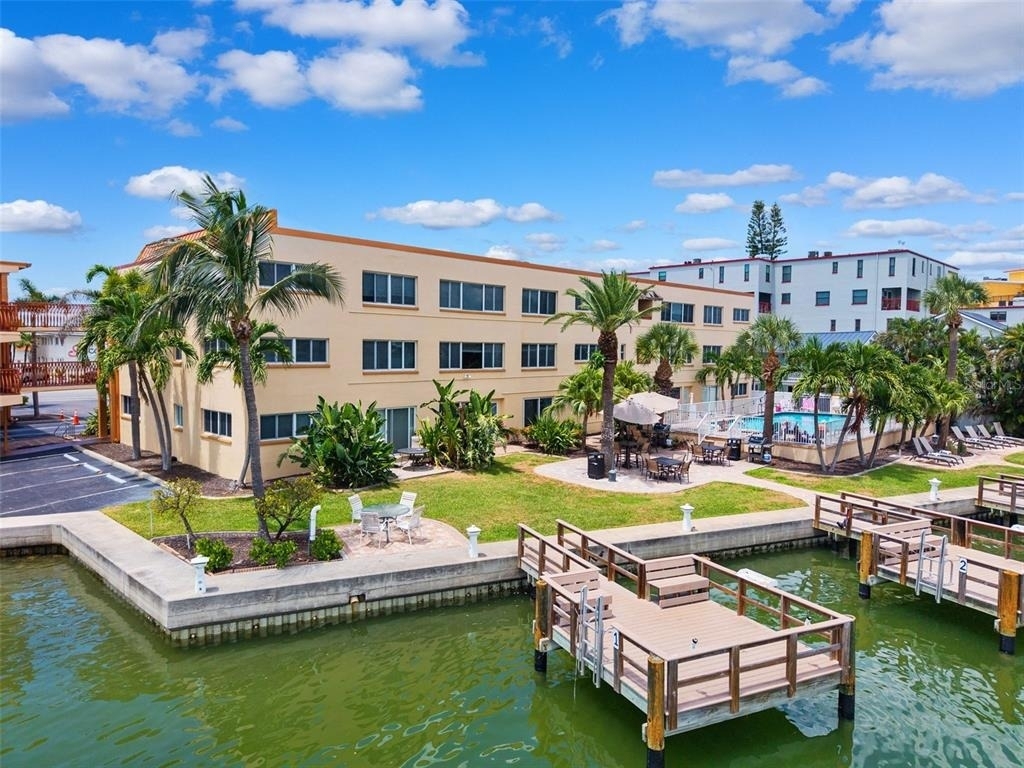 10265 Gulf Boulevard - Photo 22