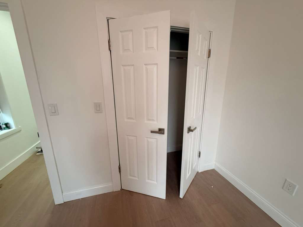 Central ave - Photo 1