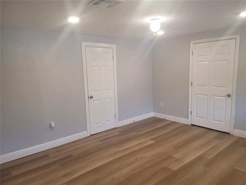 1320 S Oleander Avenue - Photo 5