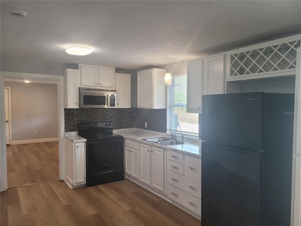 1320 S Oleander Avenue - Photo 10