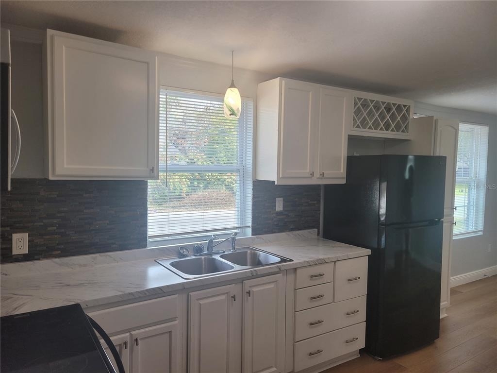 1320 S Oleander Avenue - Photo 8