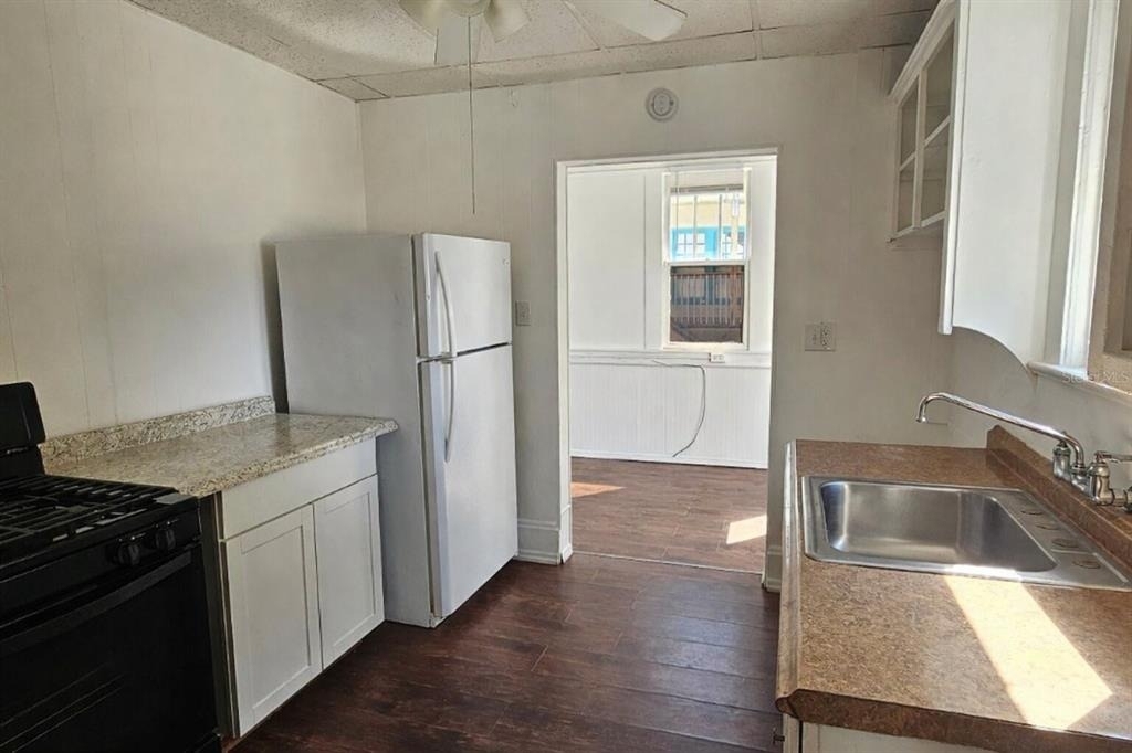 709 Ora Street - Photo 3