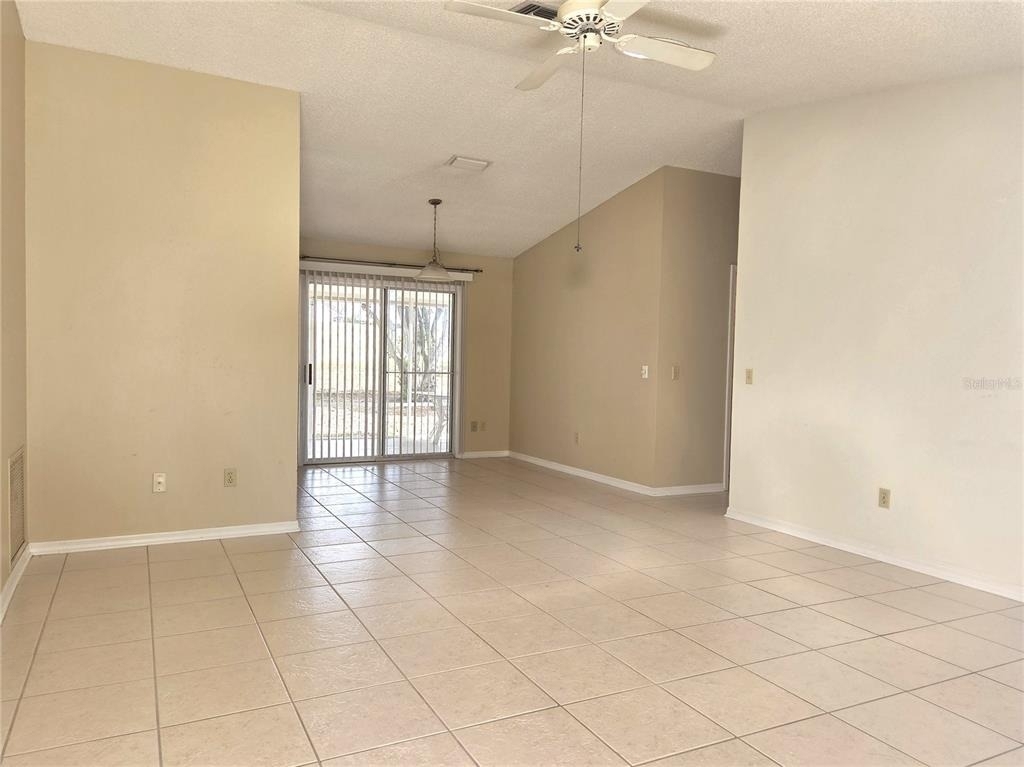 739 Heathrow Avenue - Photo 3