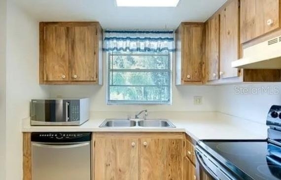 16881 Davis Road - Photo 3