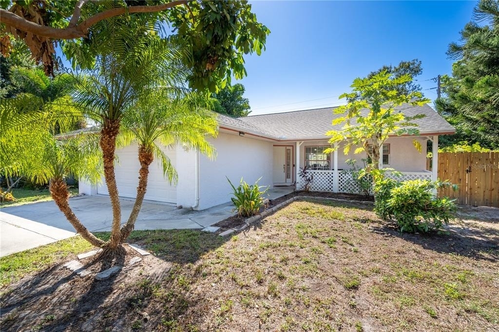 2648 Nassau Street - Photo 22