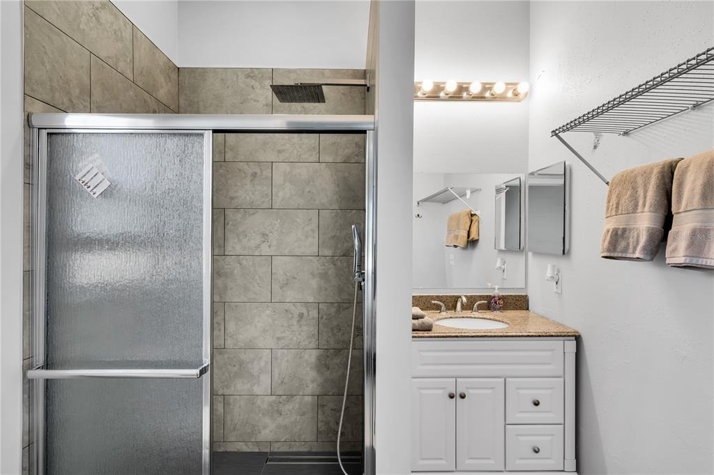 2648 Nassau Street - Photo 14