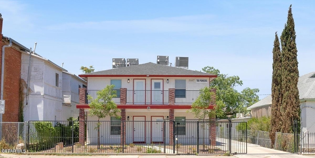 1107 Myrtle Avenue - Photo 0