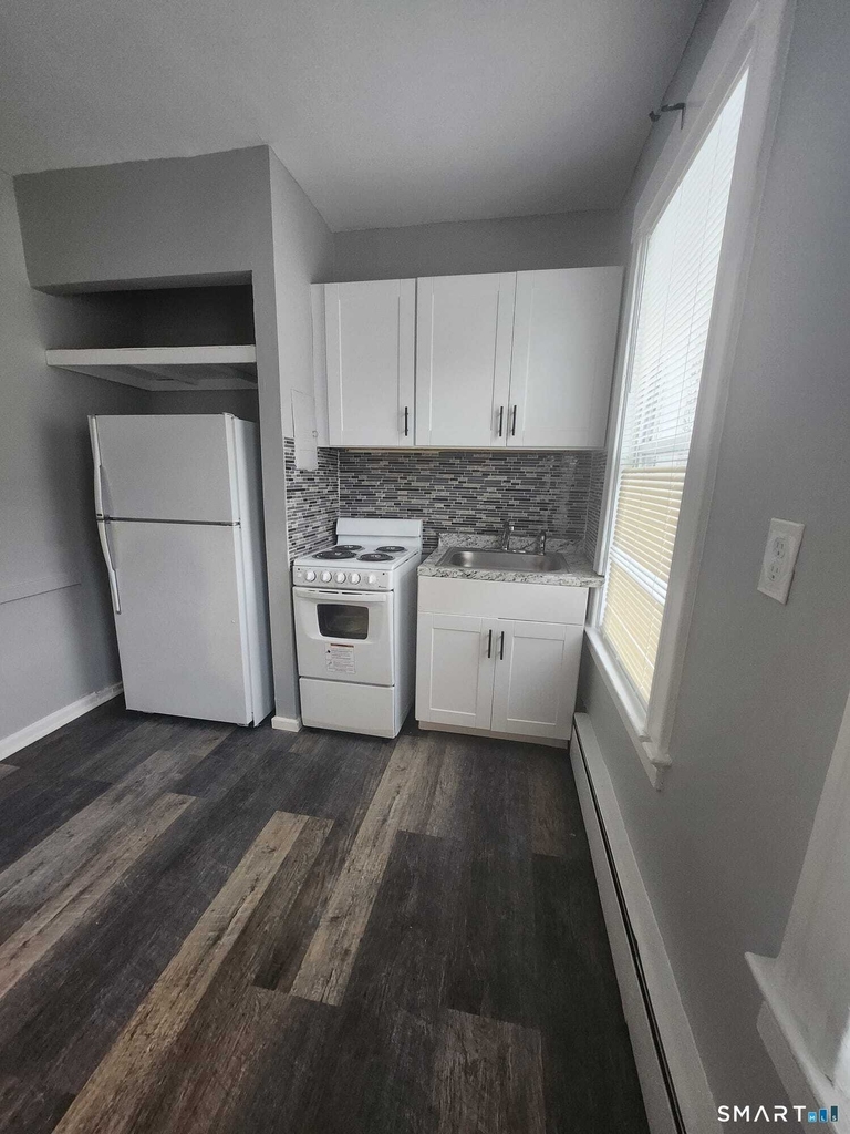 22-24 Brown Street - Photo 1