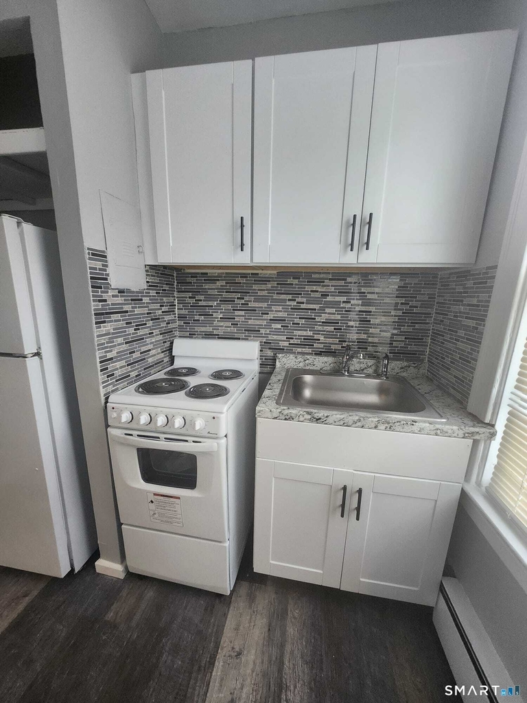 22-24 Brown Street - Photo 3