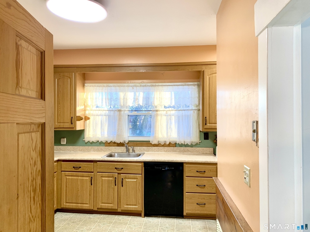 52 Goffe Terrace - Photo 4