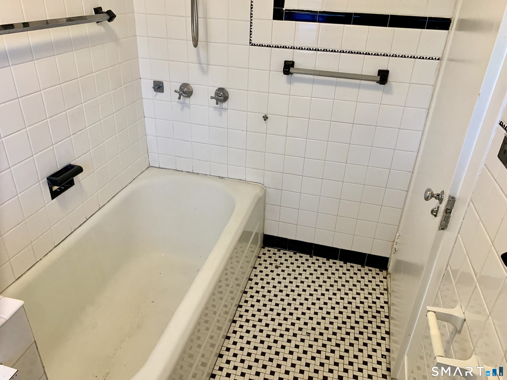 52 Goffe Terrace - Photo 20