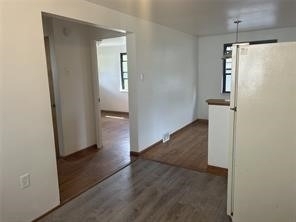 218 Bronx Ave - Photo 11