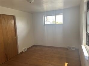 218 Bronx Ave - Photo 14