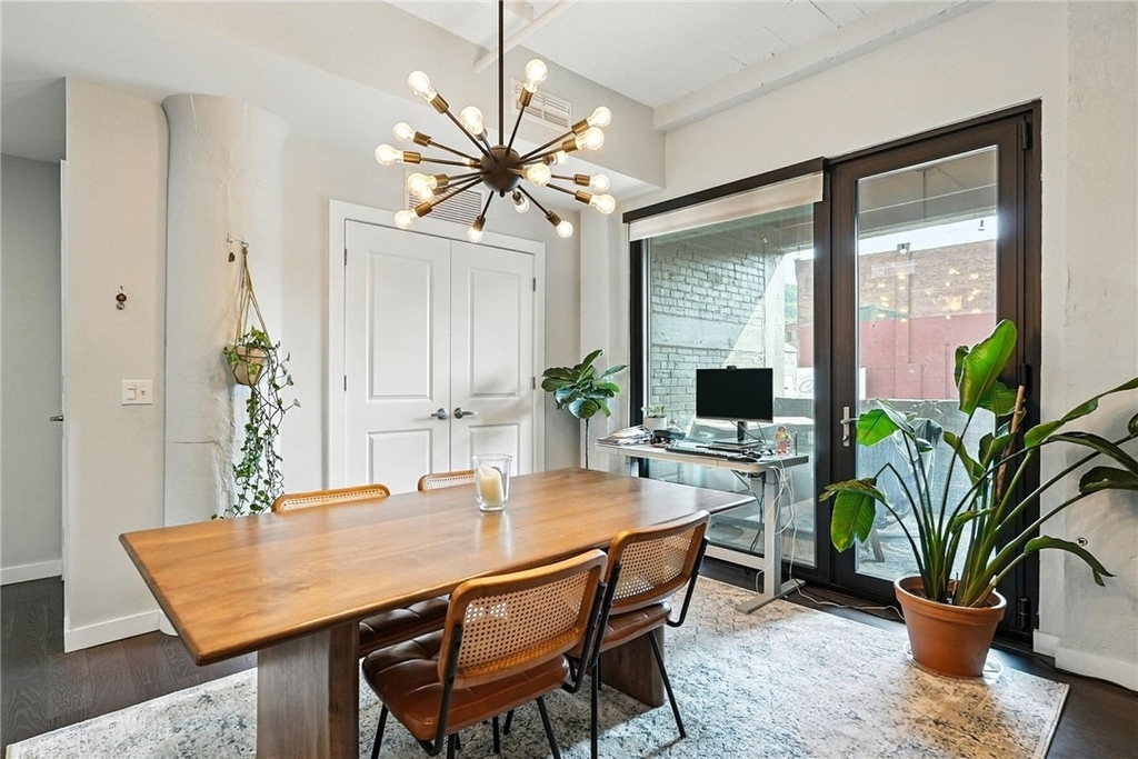 2545 Penn Avenue - Photo 3