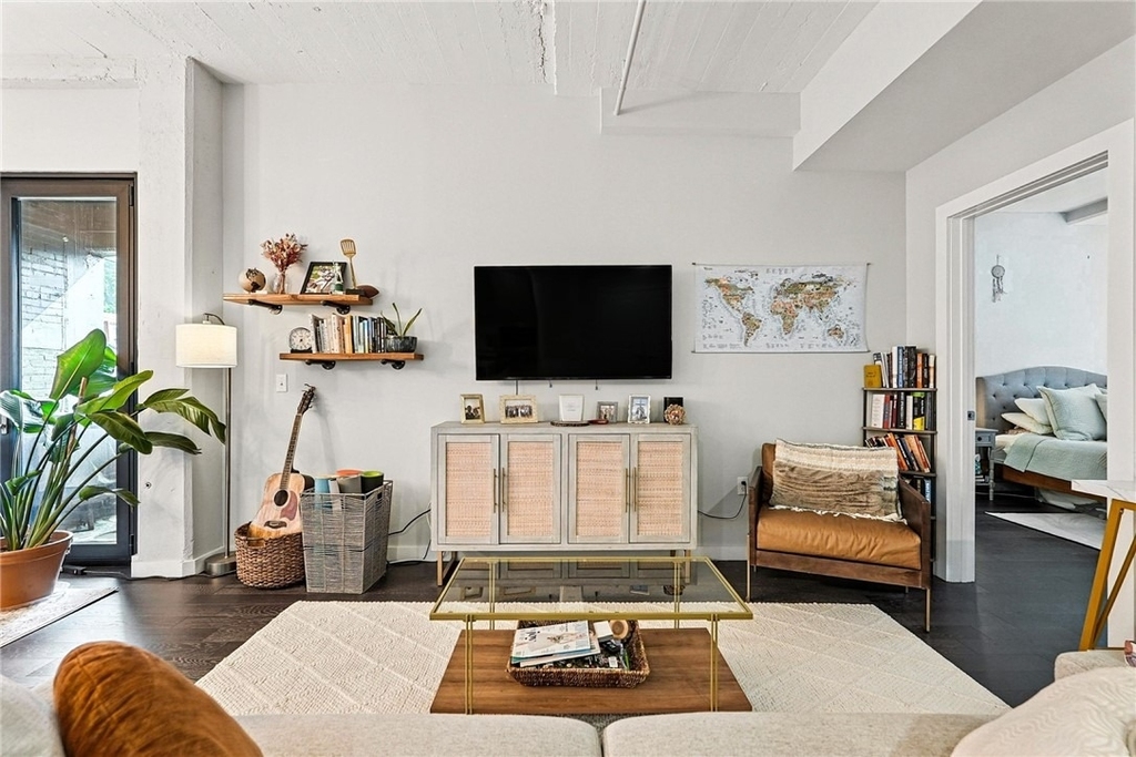 2545 Penn Avenue - Photo 9