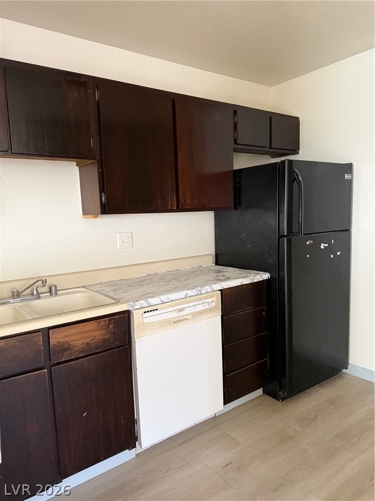 1218 Fraya Drive - Photo 2