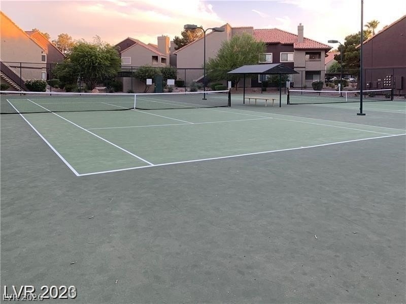5062 S Rainbow Boulevard - Photo 14