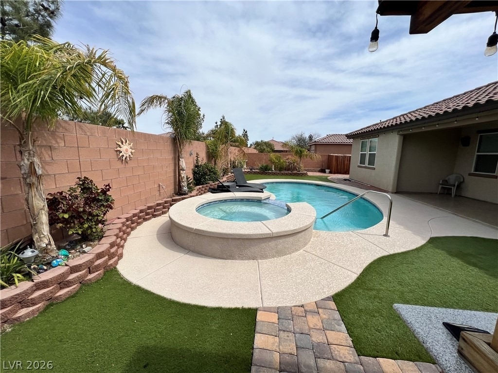 364 Moon Aura Avenue - Photo 1