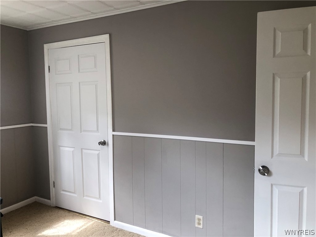 200 Koenig Road - Photo 18