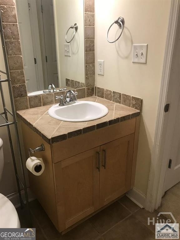 1055 Baxter Street - Photo 8