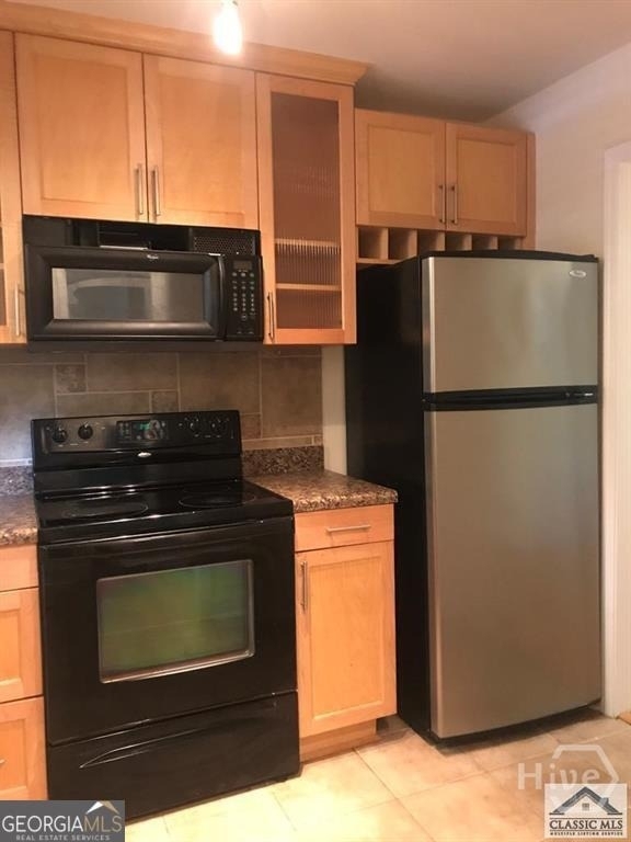 1055 Baxter Street - Photo 5