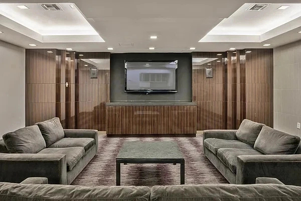 350 West 37th Street - Photo 8