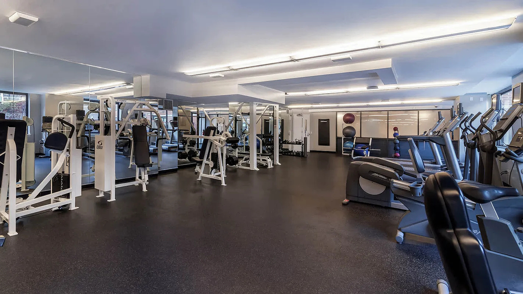 505 West 54th Street - Photo 6