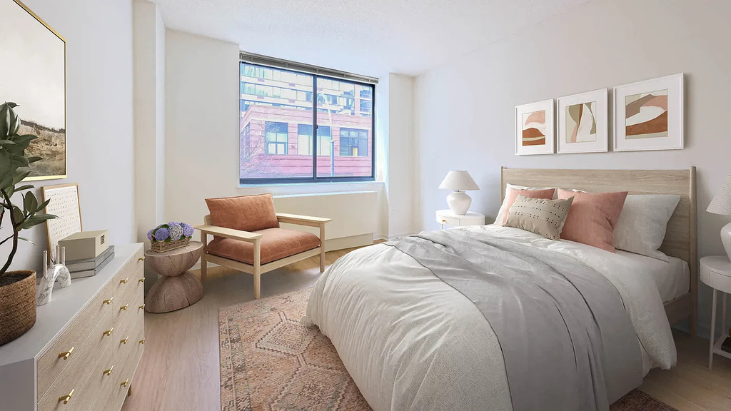 505 West 54th Street - Photo 1