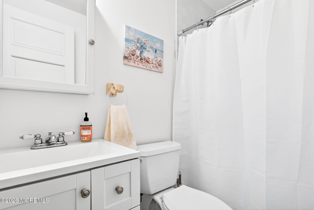 77 Abbott Avenue - Photo 18