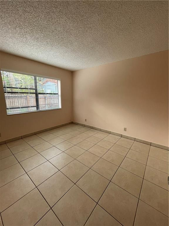 1112 Ne 13th Avenue - Photo 6