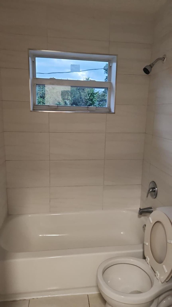 1104 State Street - Photo 4