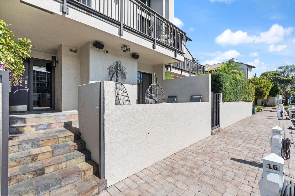 16 Portside Drive - Photo 36